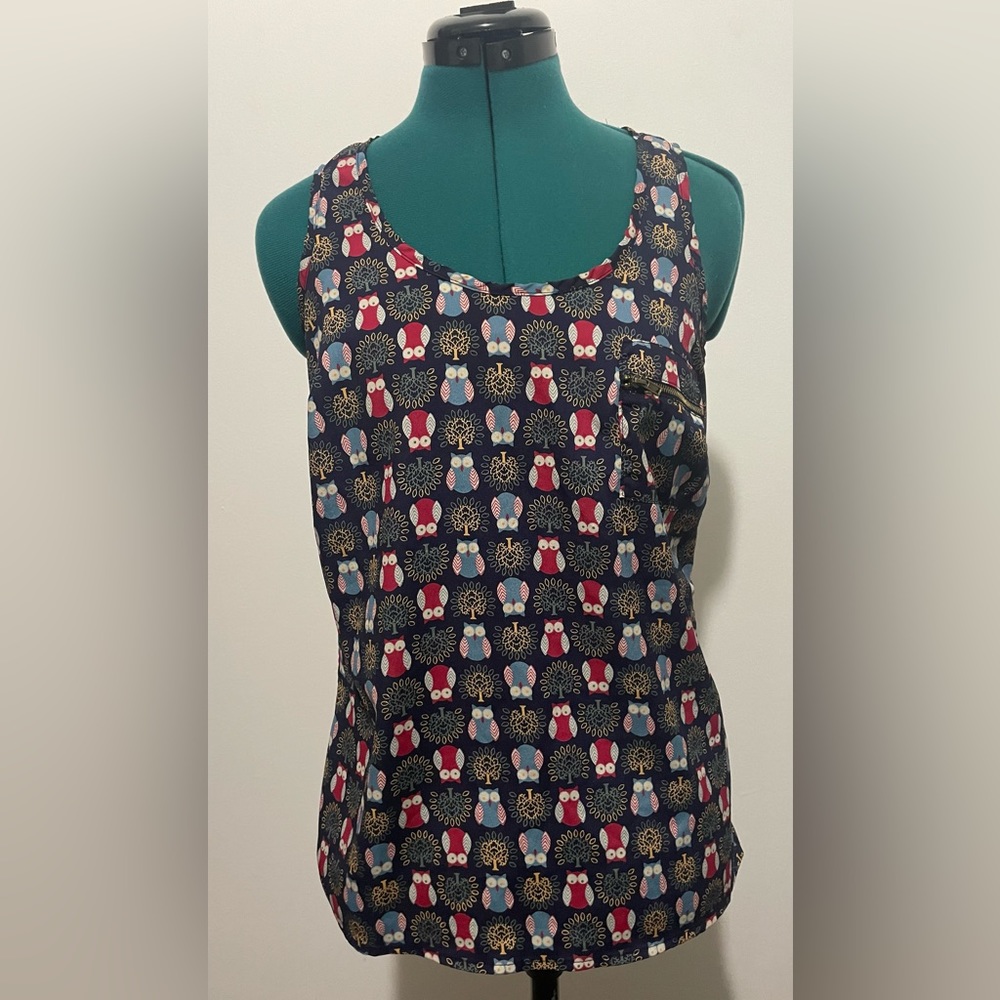 Forever 21 sleeveless owl print blouse